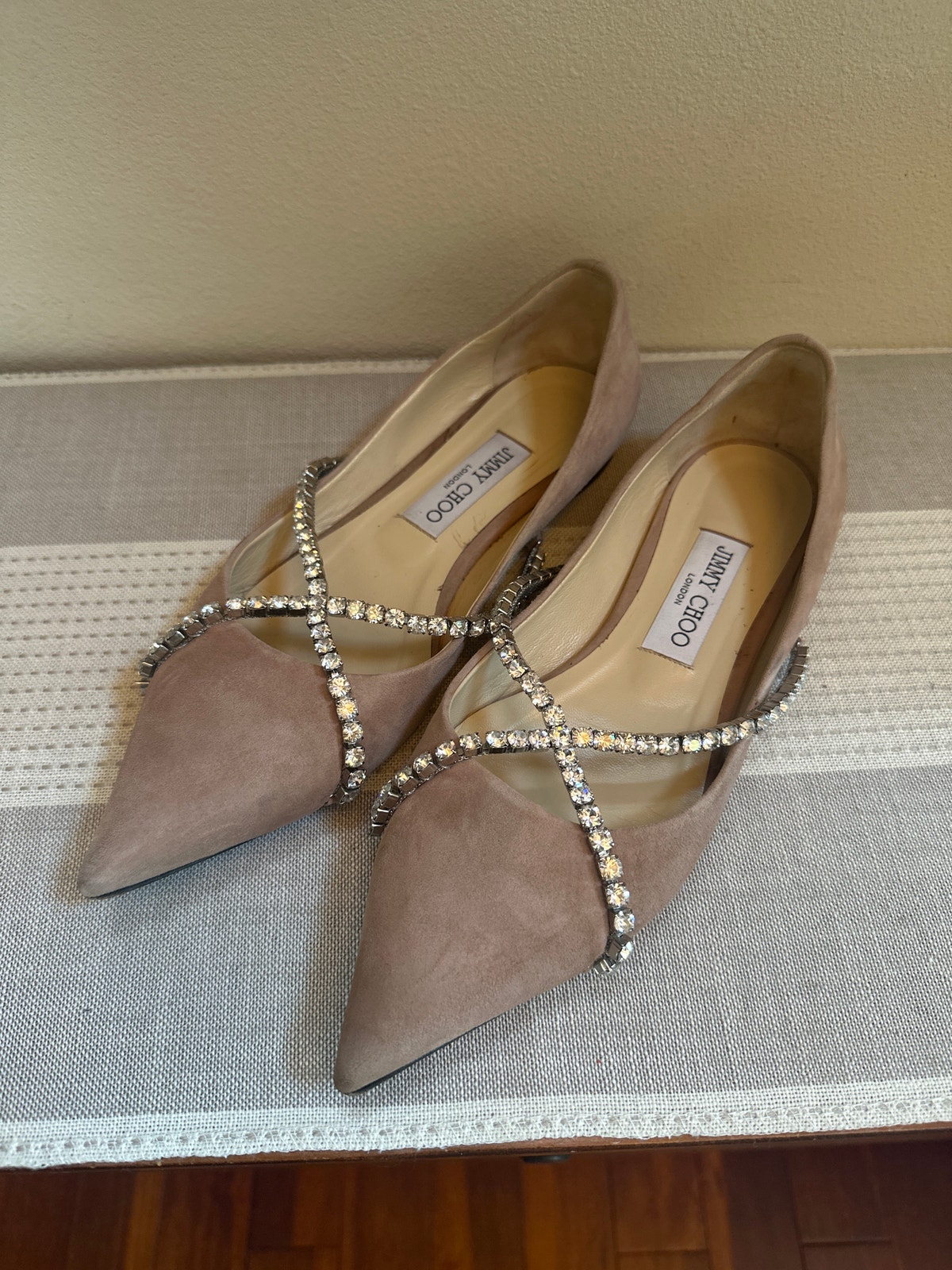 Jimmy Choo Genevi Pointed Toe Crystal Embellished Flats Pink Suede Size 38/Us 7
